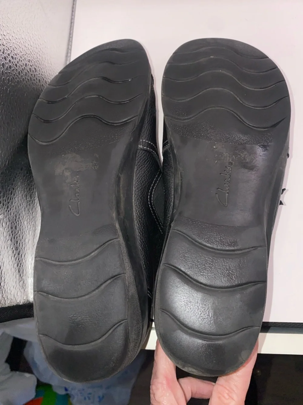 Clarks Black‎ Leather Slip-On Loafers